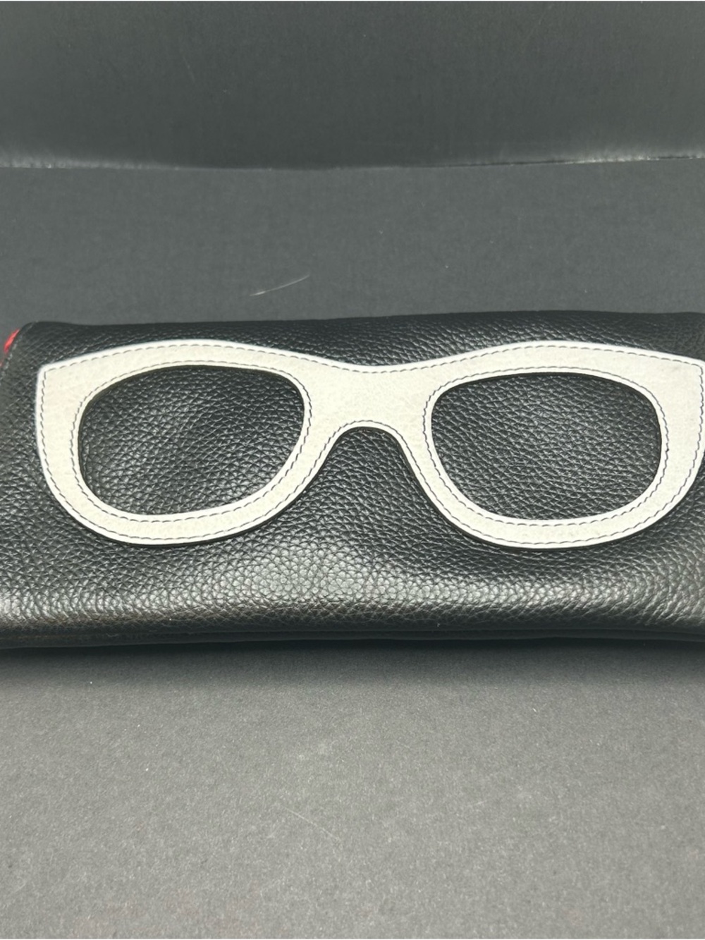 ili New York Genuine Leather Eyeglass Case